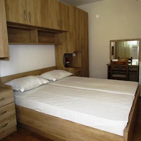 Gasthuis City Beach Medna Makarska